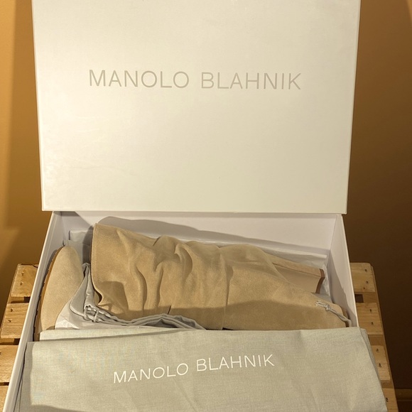 Manolo Blahnik Shushan Suede Scrunch Boots  Hand Made Italy - New in Box - Picture 3 of 6